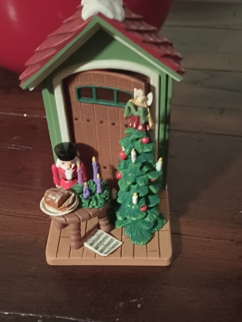 Hallmark Green and Red Christmas Doorway Figurine